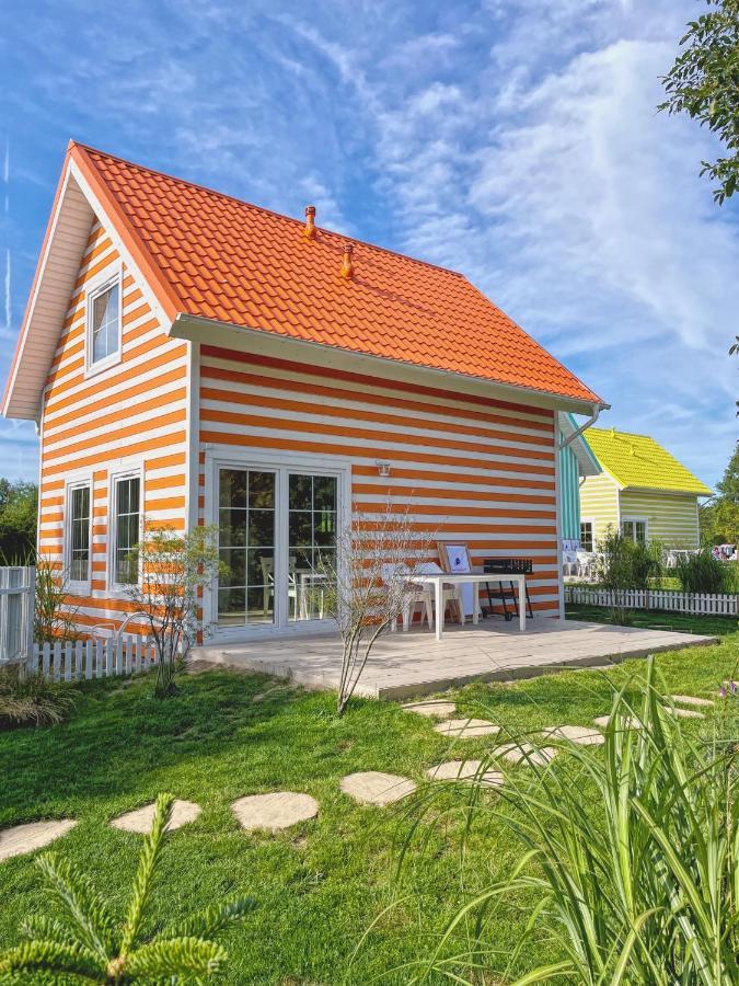 Morskie Domki Kopalino Exteriör bild